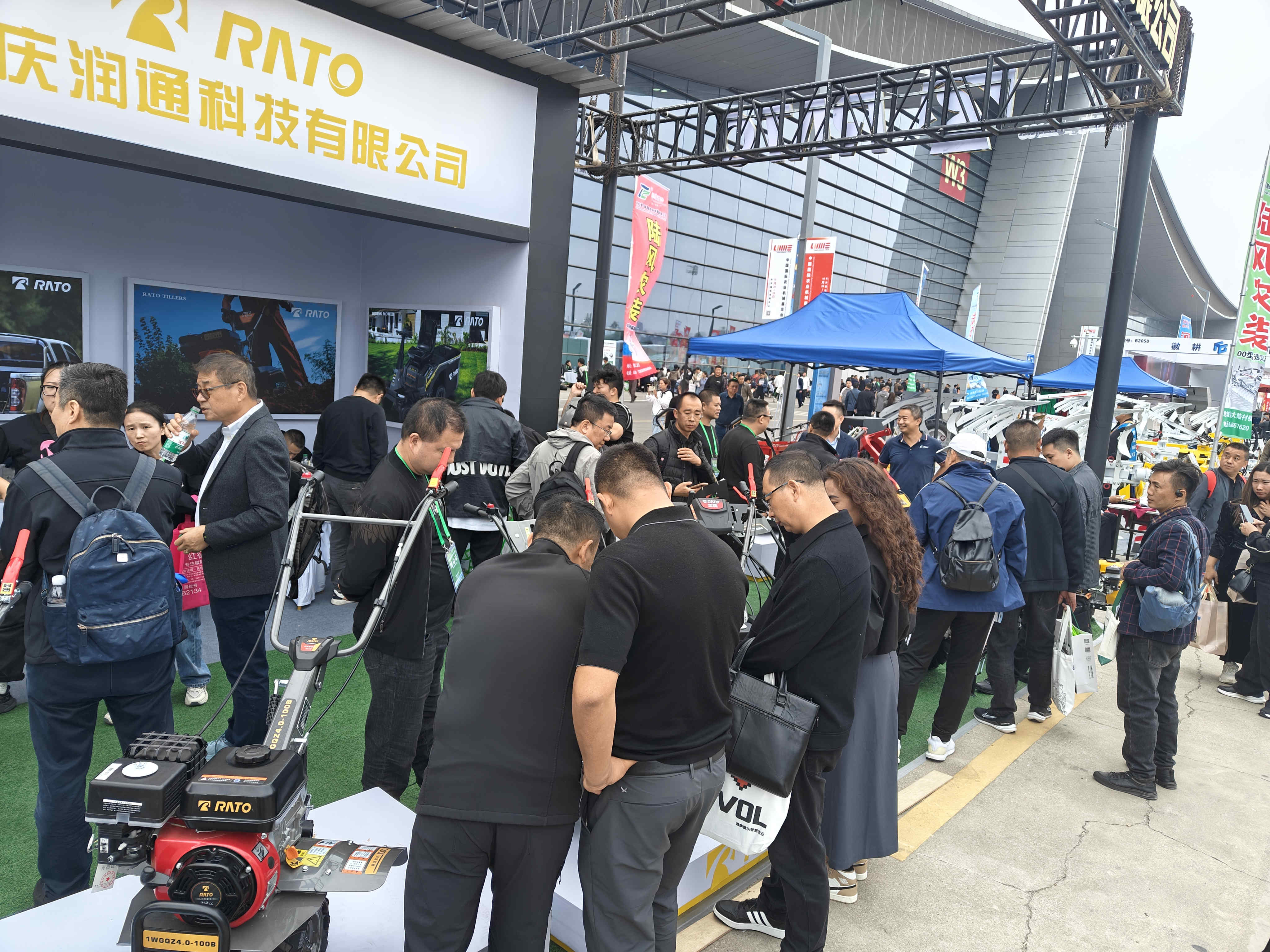 循新出發(fā) 向質而行丨潤通科技攜智能農(nóng)機新品亮相2024中國國際農(nóng)機展